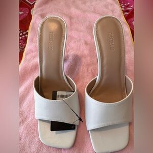 Forever 21 Cream Women's Heels